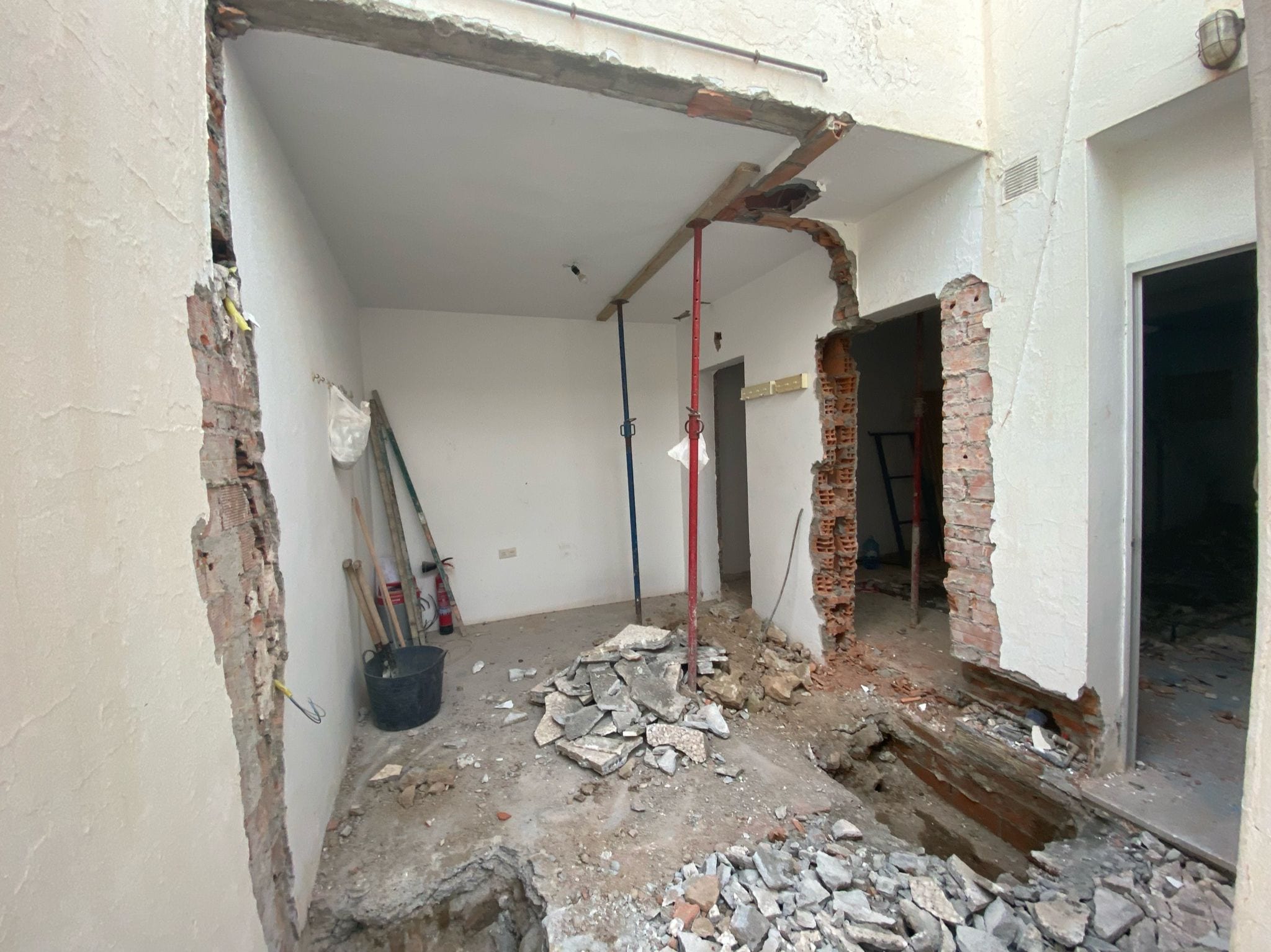 10 Calle Pozo Palos featured project image 2